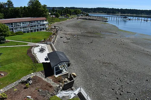 Silverdale Shores Photo 1