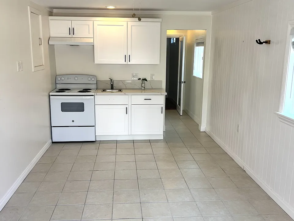 4530 Del Mar Ave