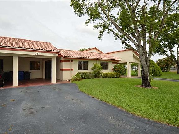 3rd image of 358 Lakeside Ct
