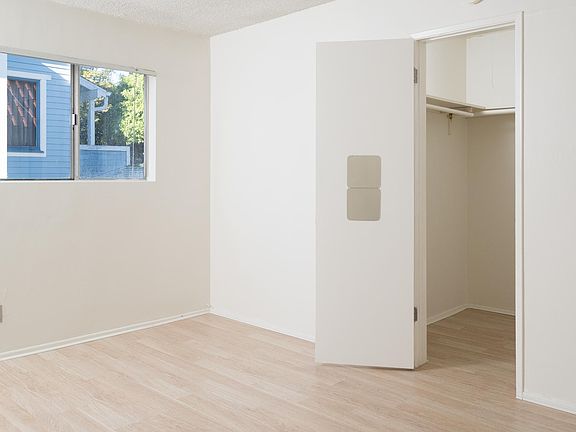 4th image of 508 Ashland Ave APT 216