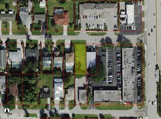 864 94th AVE N, NAPLES, FL 34108