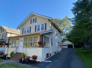 1 Knickerbocker Ave, Hudson, NY 12534