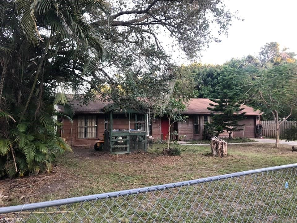 2nd image of 27923 Matheson Ave