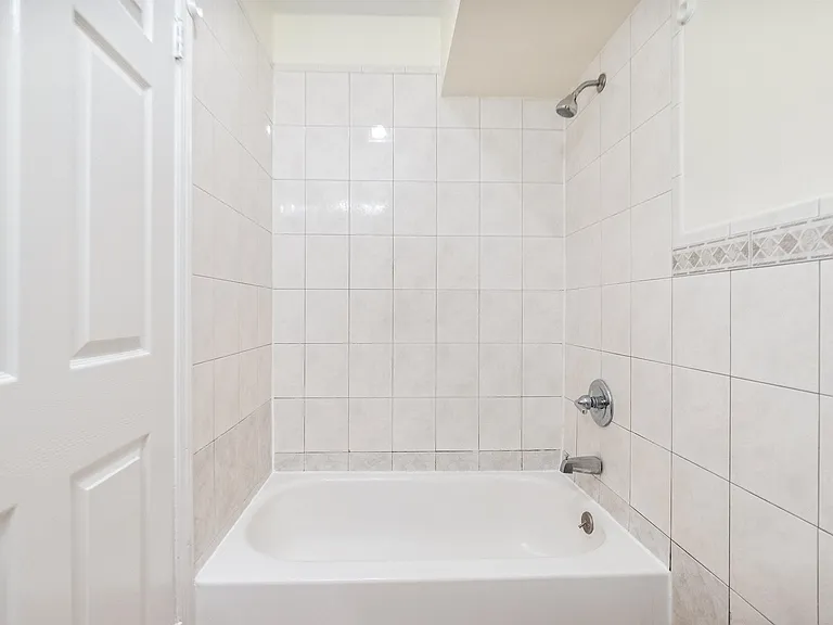 2705 Central Ave #1 — Photo 14