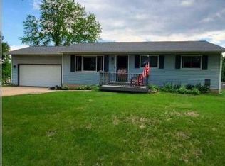509 14th Ave, Baraboo, WI 53913