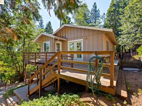 20822 Hiki Pl, Mi Wuk Village, CA 95346