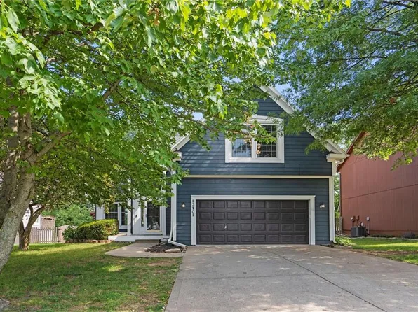 13701 W 149th St, Olathe, KS 66062