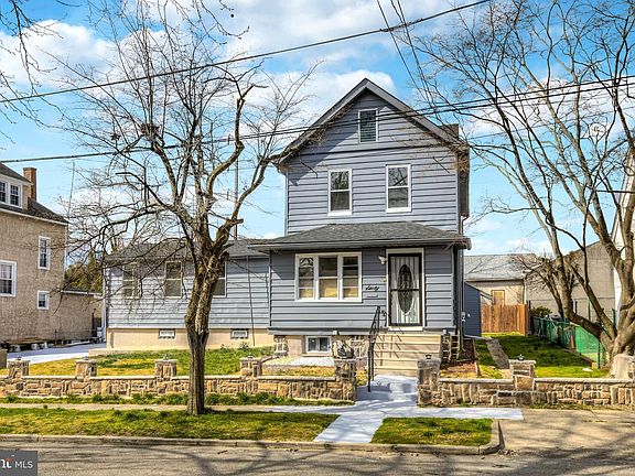3rd image of 60 Hirst Ave