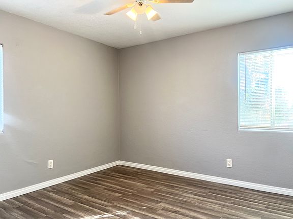 5th image of 732 Niles St