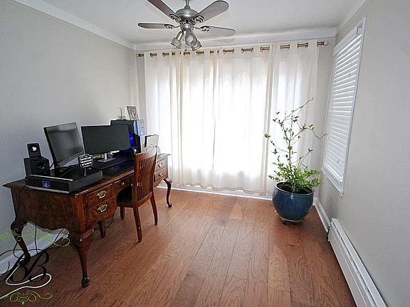 4th image of 2051 E 64th St