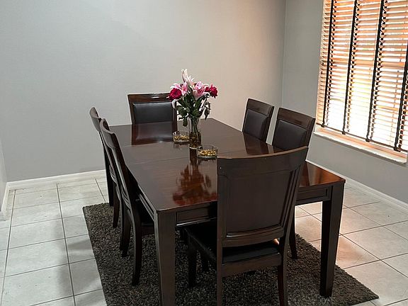 3rd image of 509 Cypress Oak Cir