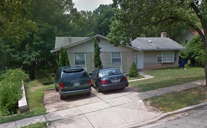 6622 Adrian St photo 1