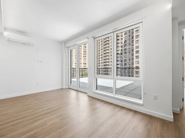 100 Sullivan Pl, Brooklyn, NY