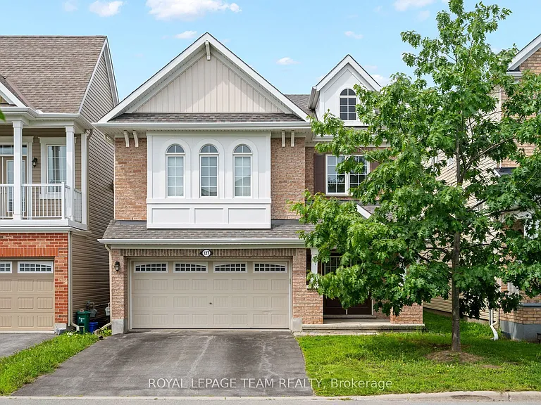 127 Solaris Dr — Photo 1