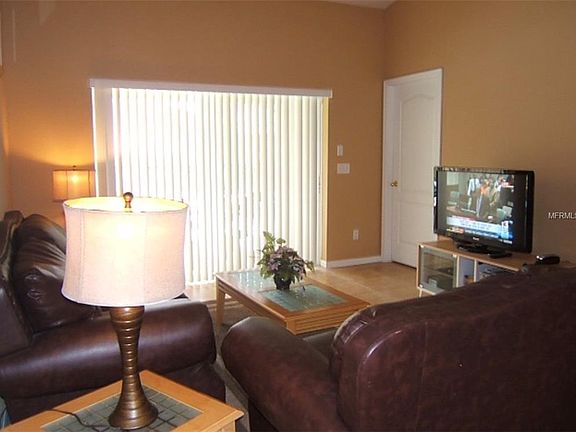 4th image of 17840 Woodcrest Way