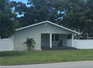 401 Dempsey Rd, Palm Harbor, FL 34683