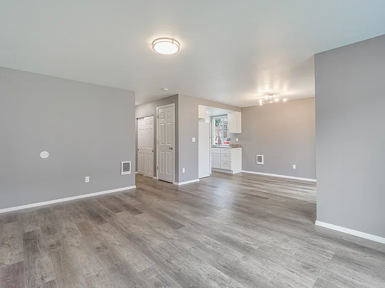 4028 S Lawrence St #H — Photo 5