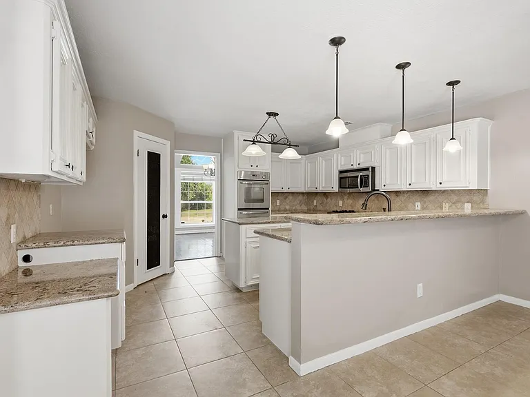 905 Winged Foot Dr — Photo 12
