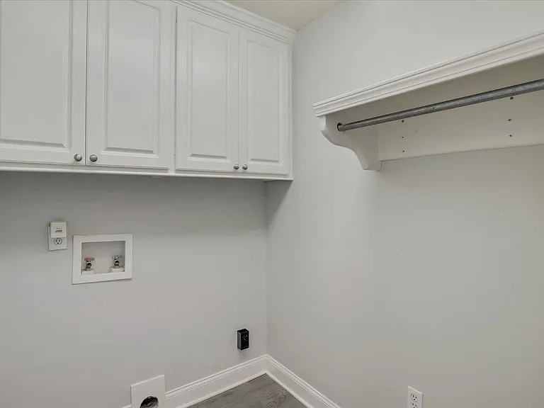 428 Wildberry Cir — Photo 4