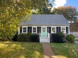 26 Nimitz St, Dartmouth, MA 02747