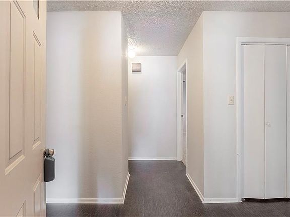 4th image of 3206 American Dr
