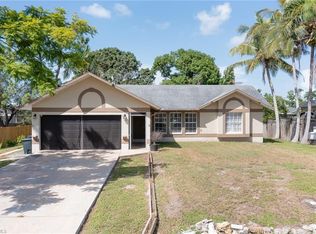 18422 Sunflower Rd, Fort Myers, FL 33967