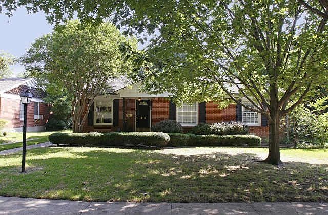1st image of 514 Parkhurst Dr