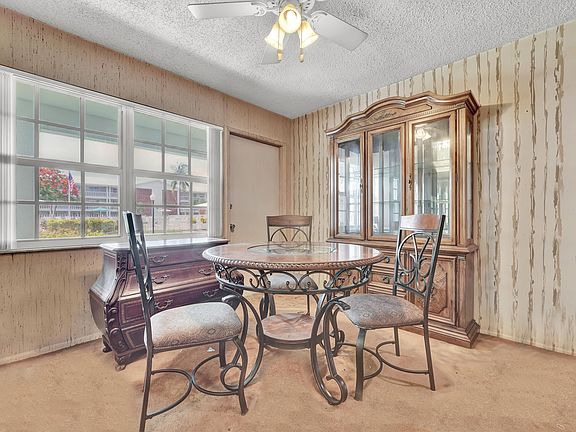 4th image of 2453 NE 51st Street #D 109