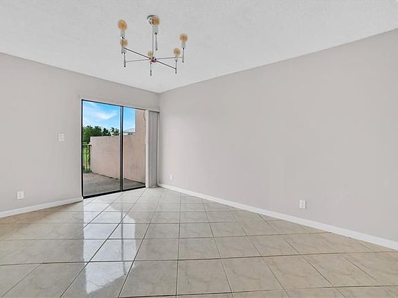 5th image of 9135 NW 38th Dr #27