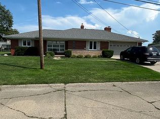 37894 Villa Mar St, Harrison Township, MI 48045