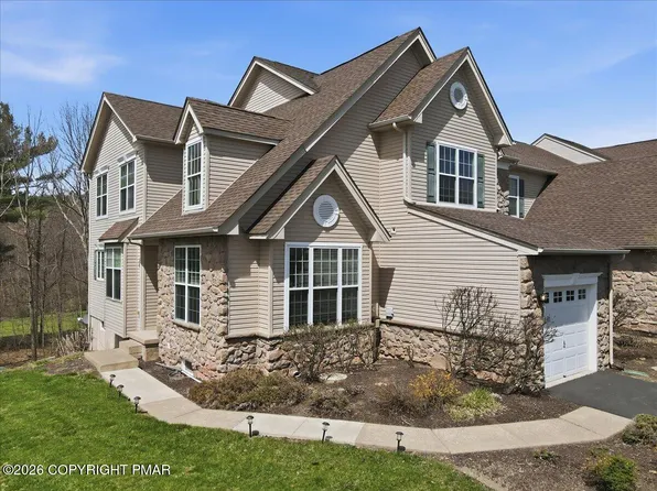 1751 Big Ridge Dr, East Stroudsburg, PA 18302