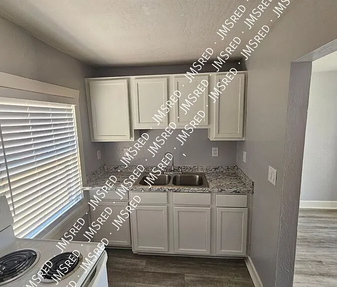201 N 16th Ave #3 — Photo 7