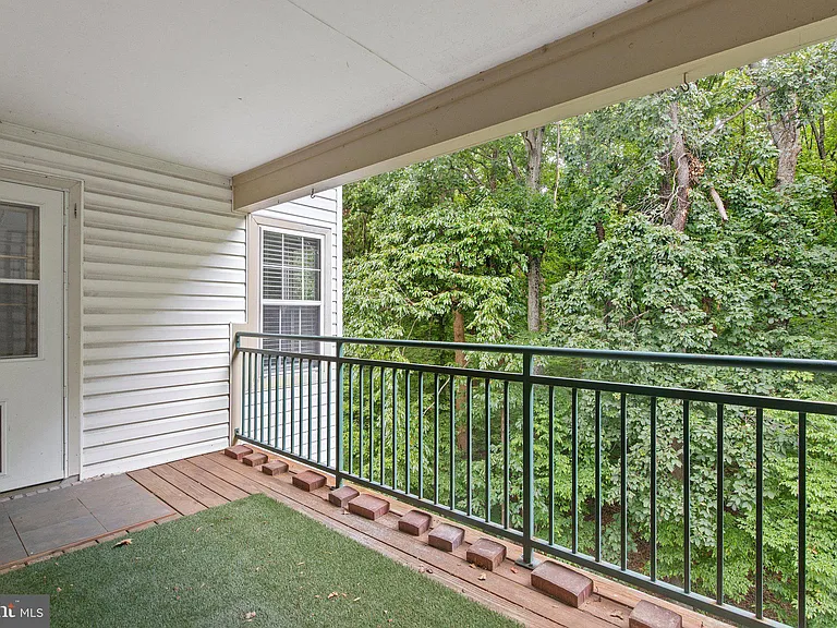15605 Everglade Ln #A-303 — Photo 30