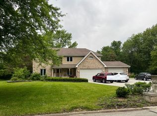 3922 Gloucester Dr, Crete, IL 60417