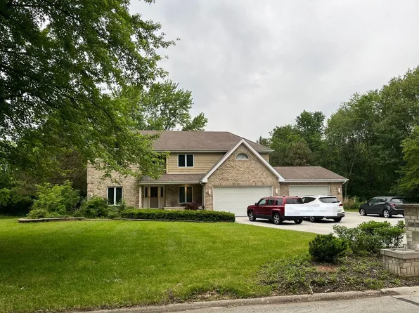 3922 Gloucester Dr, Crete, IL 60417