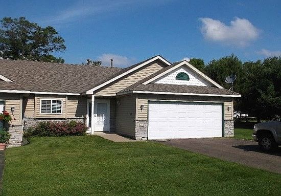 1st image of 221 Viking Dr E