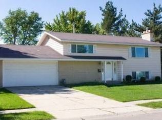 1598 E Delaware Ln, Holladay, UT 84117