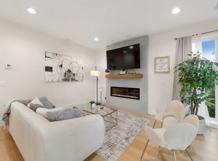 2110 W Washington Blvd #ID1244909P, Chicago, IL 60612