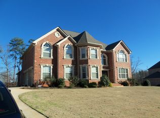 2601 Lake Erma Dr, Hampton, GA 30228