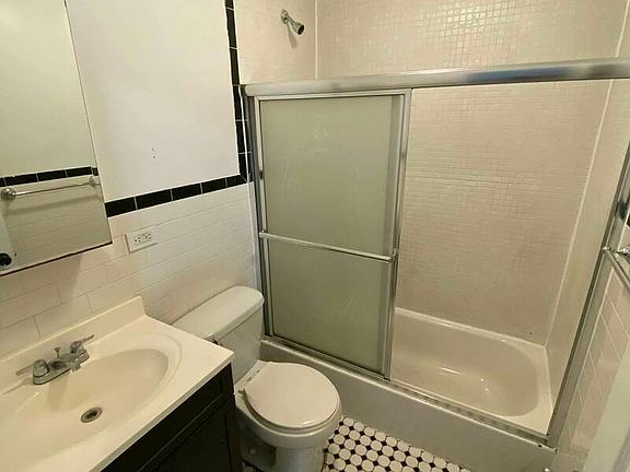 4th image of 547 Court St #2F