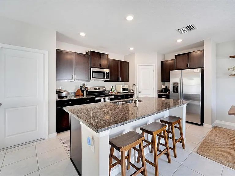 403 Royal Empress Dr — Photo 13