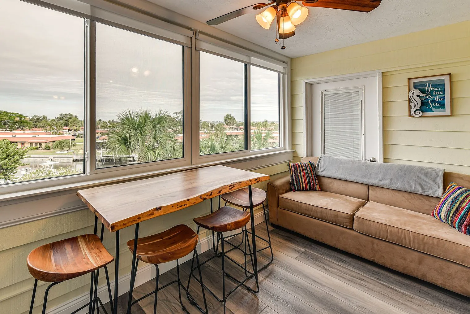 2 bed, 2.0 bath, 1216 sqft, $2,728 — Photo 4