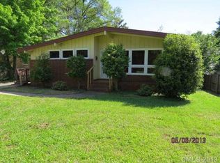 1524 Emerywood Dr, Charlotte, NC 28210