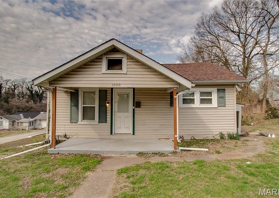 1st image of 1000 Willard Ave