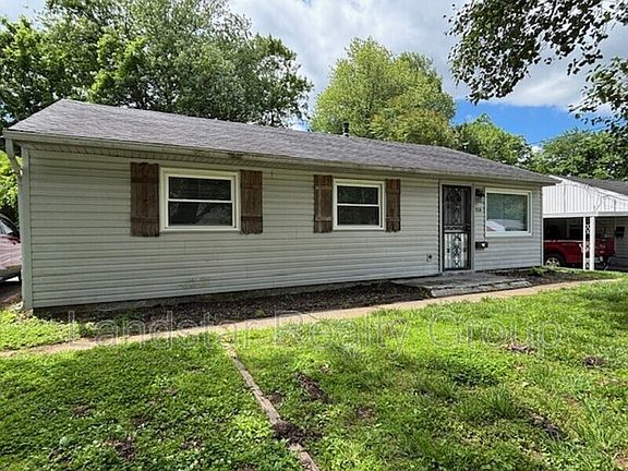 2nd image of 4714 Seville Dr