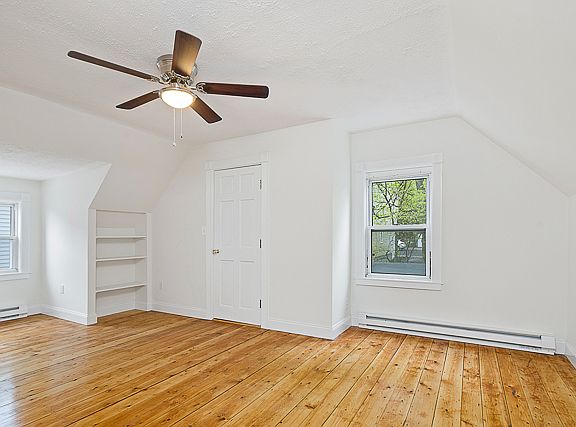 5th image of 54 Montrose St #2