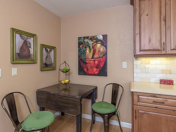 5th image of 16854 Sorrel Ct