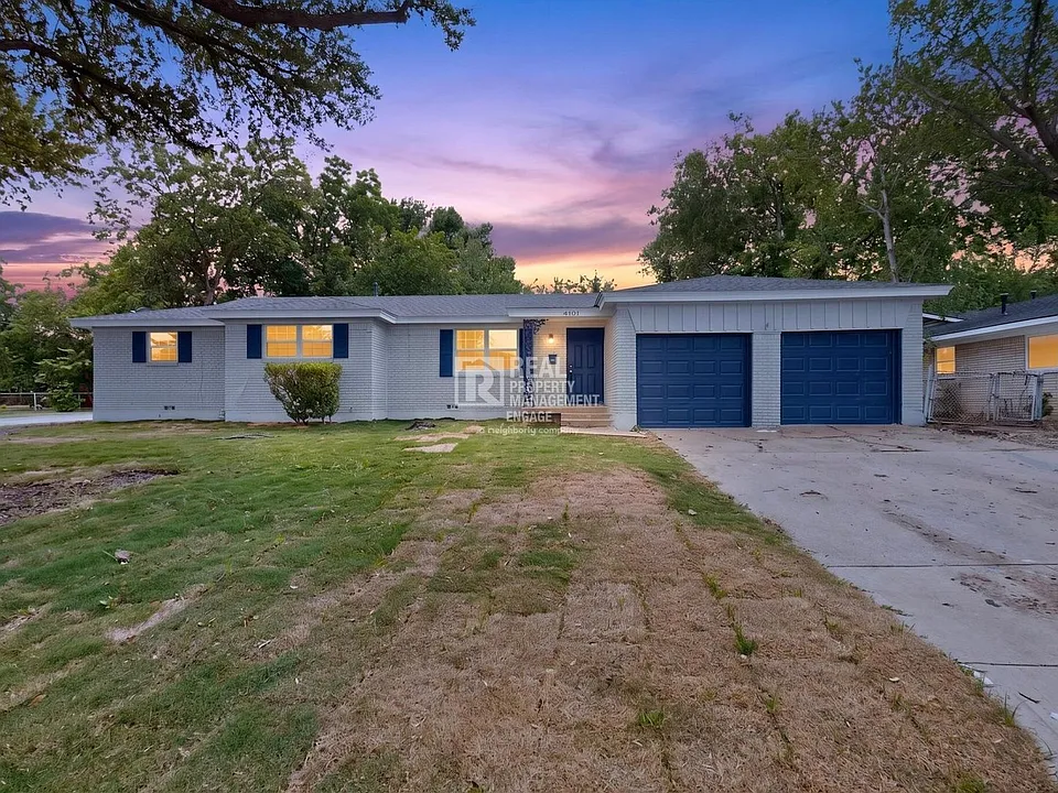 4401 Steven St