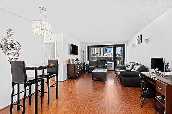 1st image of 333 Pearl St APT 15J