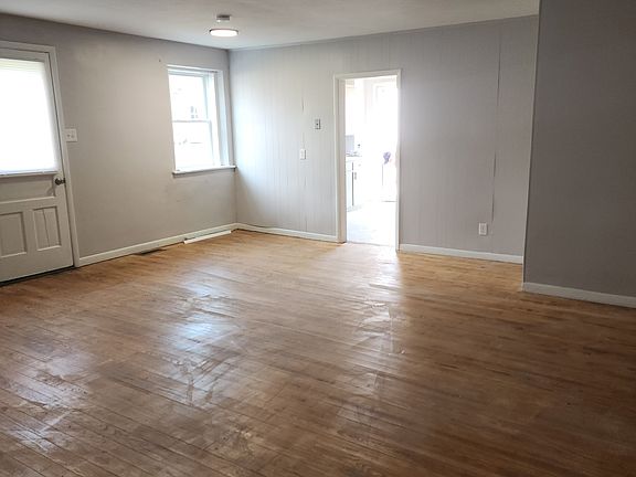 5th image of 14 W Main St #C